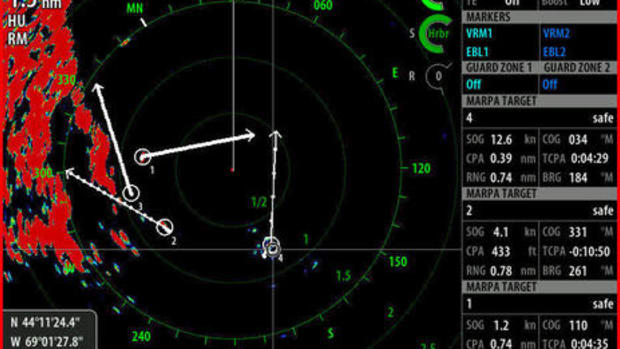 Simrad_4G_radar_MARPA_in_2011_cPanbo.jpg