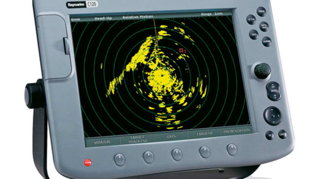 raymarine_c120_tune_radar.jpg promo image