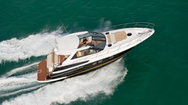 boatbuilder-regal-44-sports-coupe-main.jpg promo image
