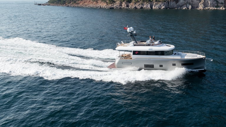 First Look: Sirena 56
