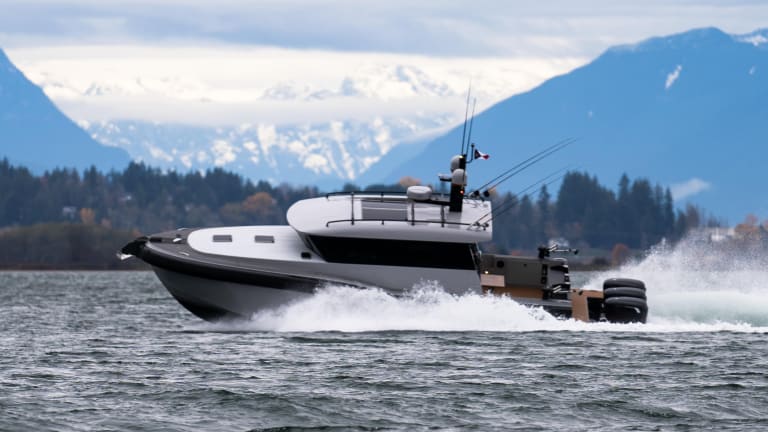 Tactical Custom Boats’ Adventure 44