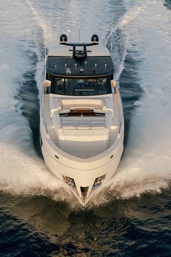 Power & Motoryacht's Boat Test and Review of the Ocean