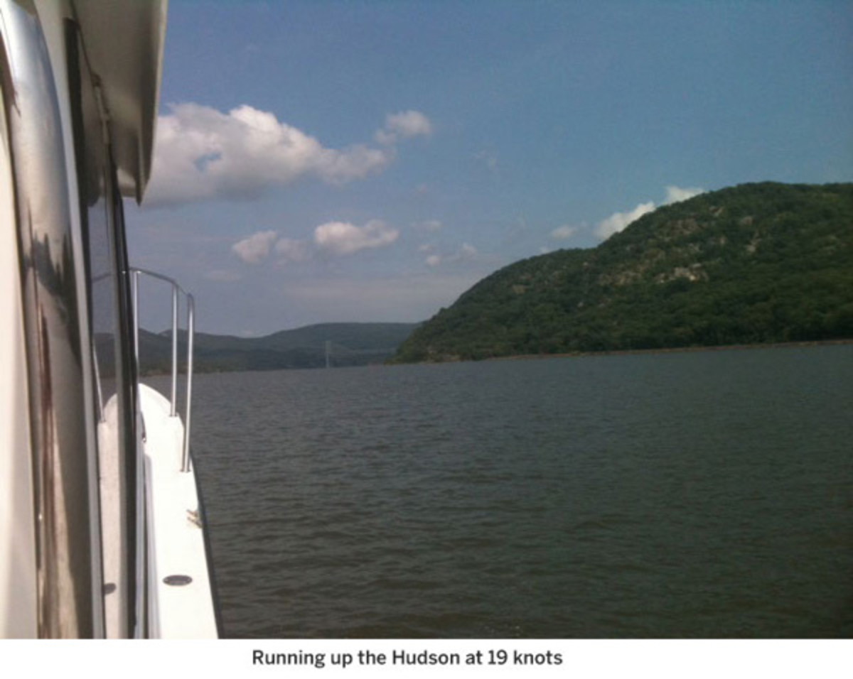 Running up the Hudson at 19 knots