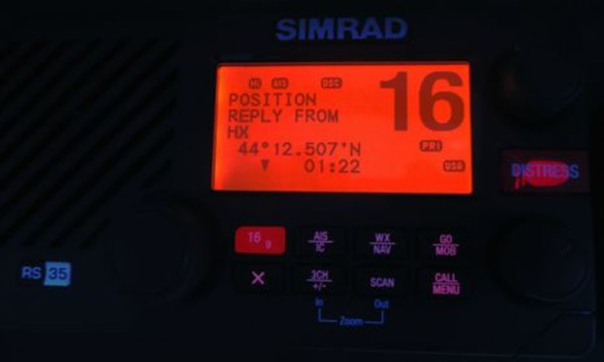 Simrad_RS35_receive_DSC_position_cPanbo.jpg
