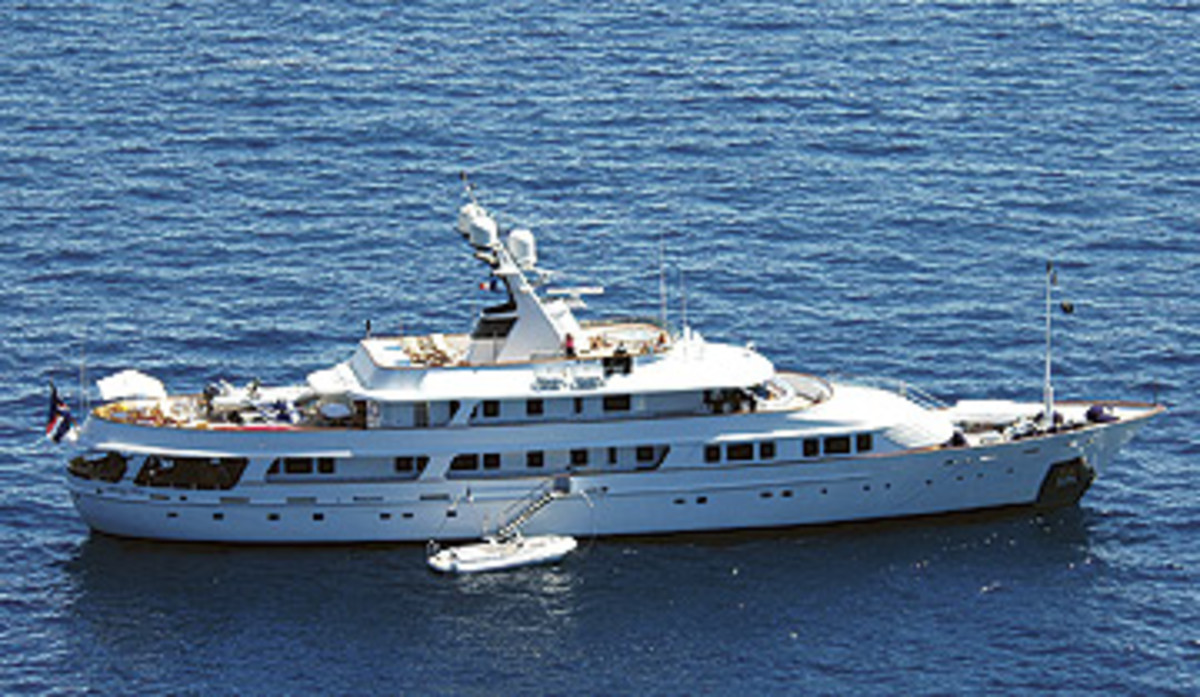 motor yacht jamaica bay