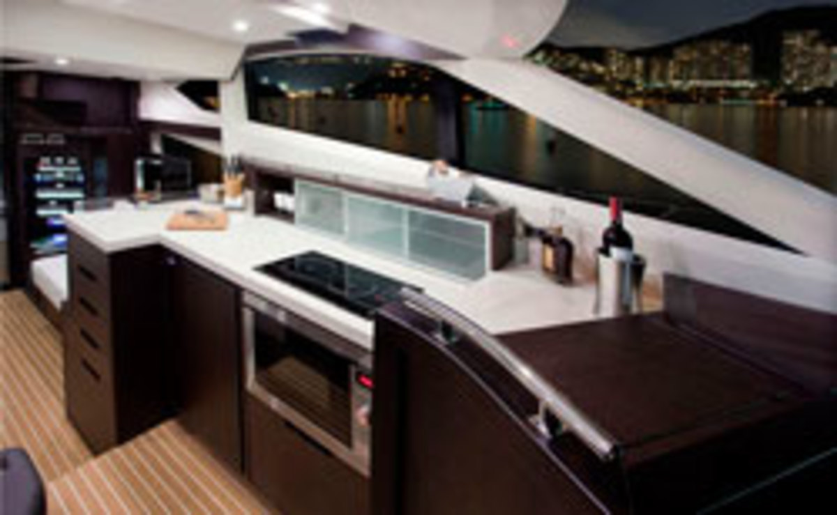 Galeon 420 Fly galley