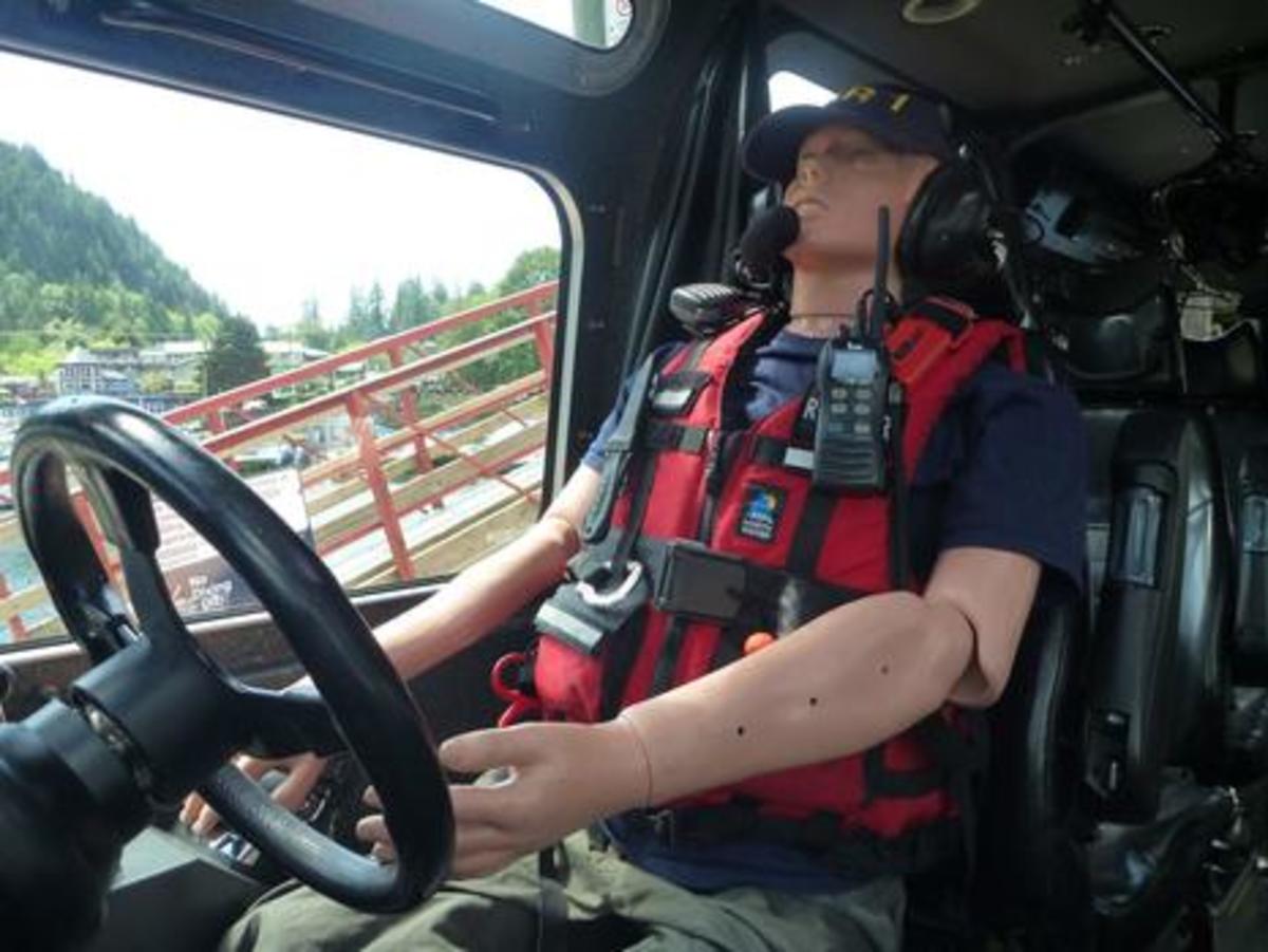 RCMSAR Station1 West Vancouver Howie at Helm