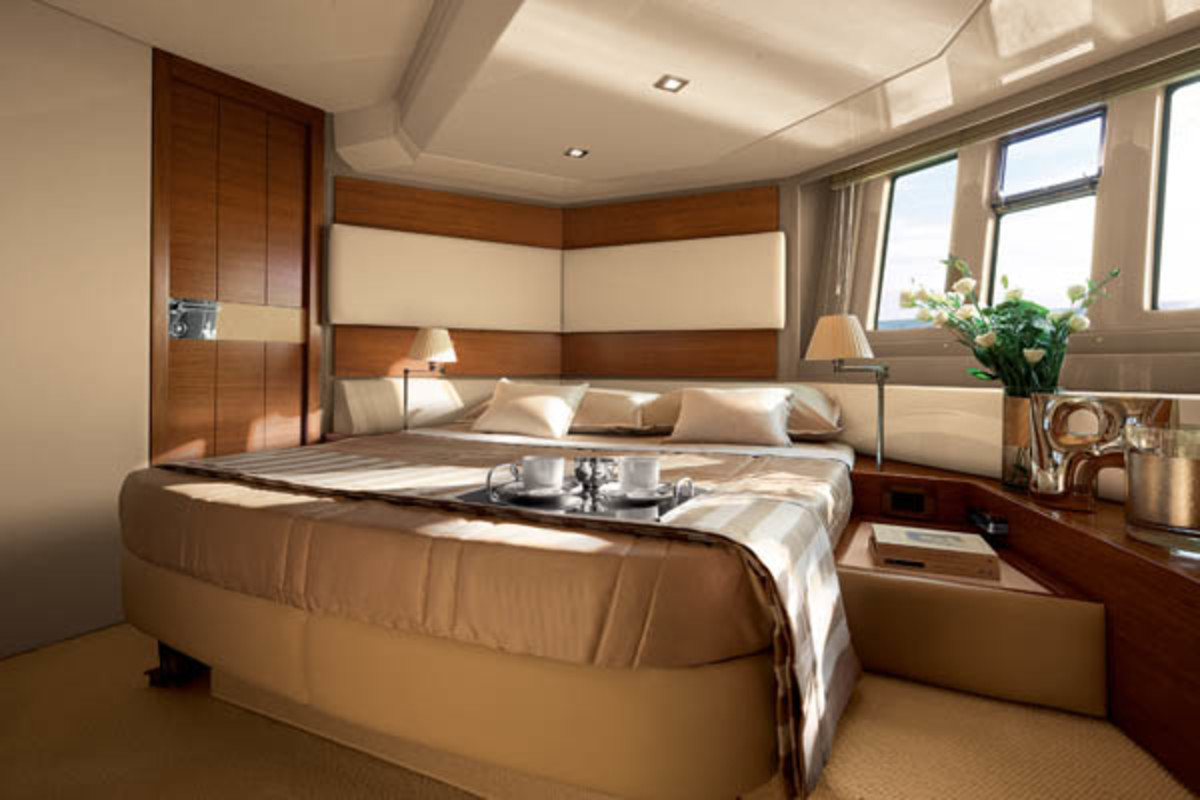 Master suite of the Azimut 60