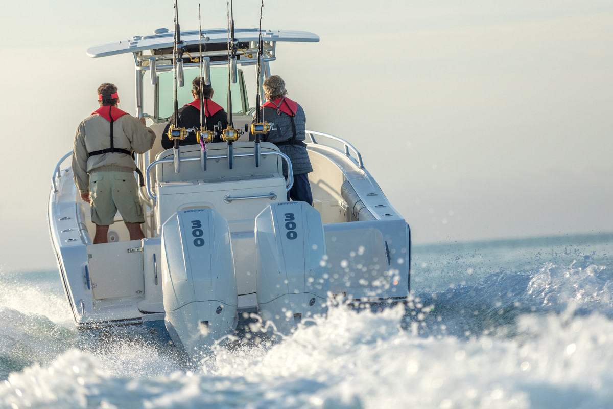The new Mercury V-8 outboards have the narrowest profile and mount on 26-inch centers.
