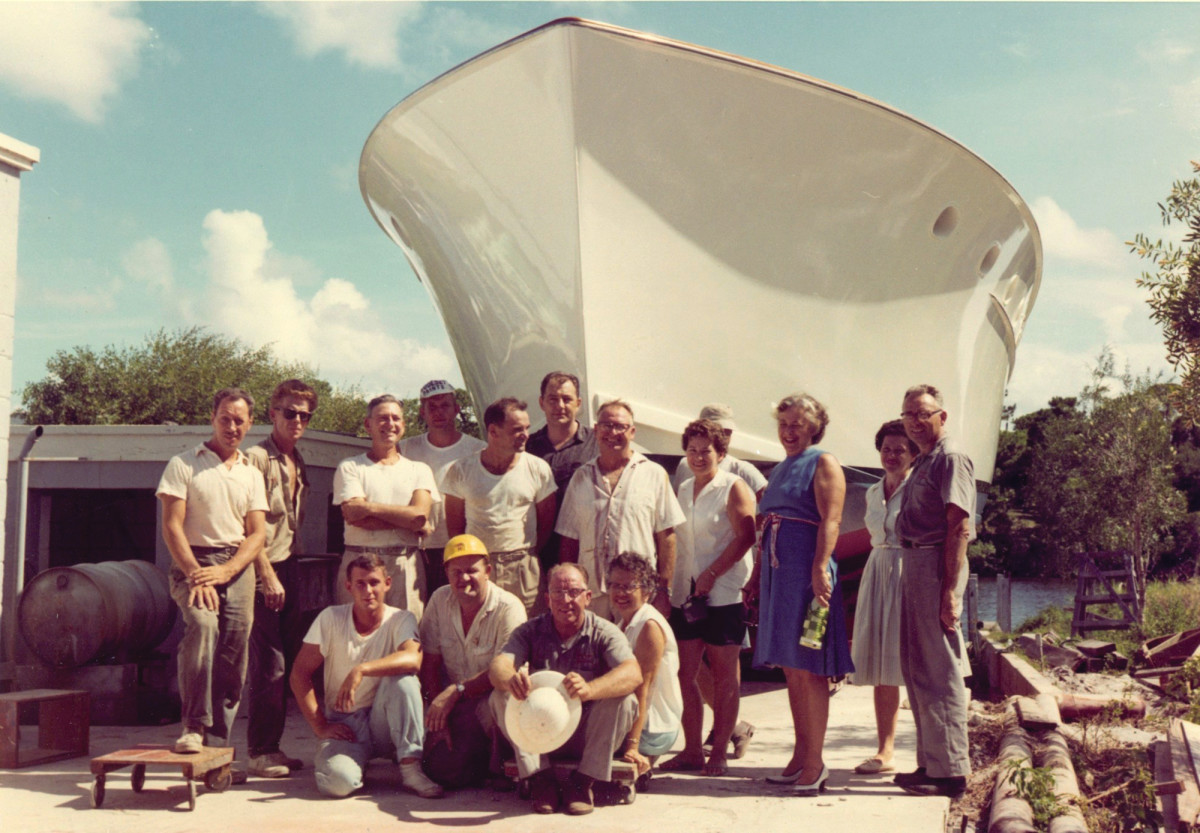 The Whiticar crew that built the boat.