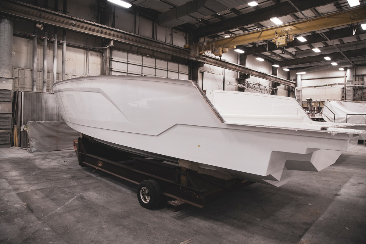 Hull and deck molds are the blueprints of any boat; in recent years, both have become increasingly more advanced and more difficult to manipulate.